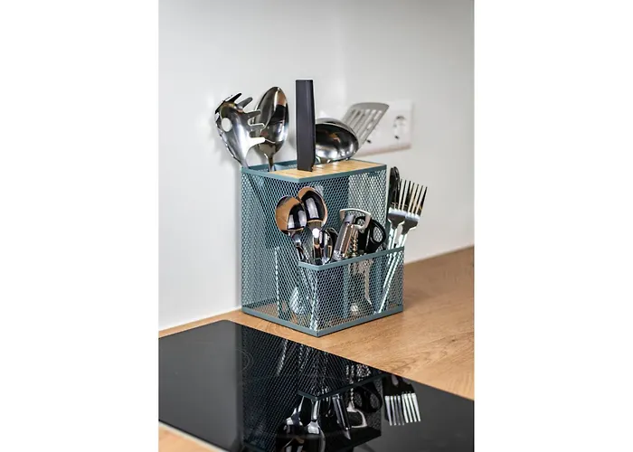 Be Serviced Aparthotel 3*