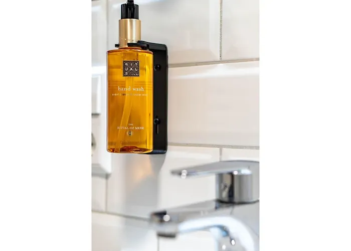 Be Serviced Aparthotel 3*