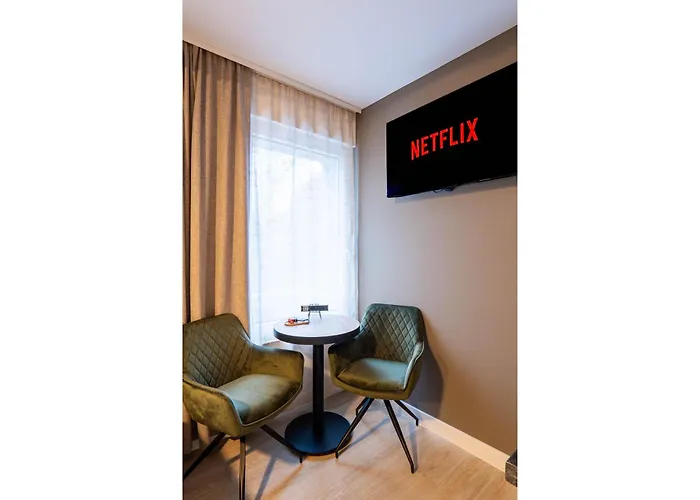 Aparthotel Be Serviced