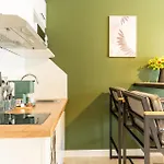 Aparthotel Be Serviced 3*