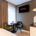 Be Serviced 3*