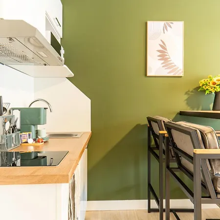 Hotel apartamentowy Be Serviced 3*