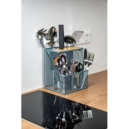 Be Serviced Aparthotel 3*