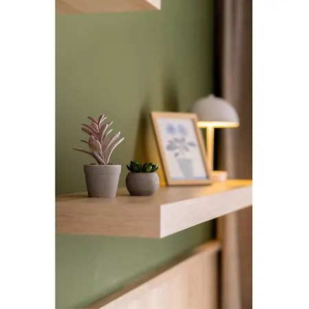 Be Serviced 3*